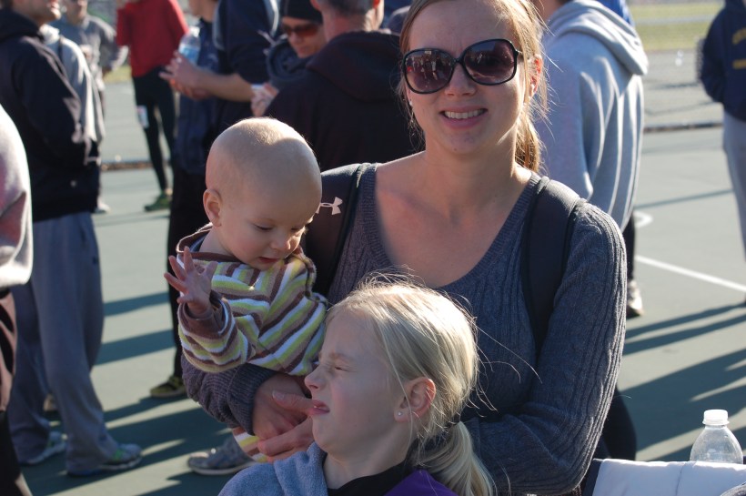 High five Eden! Slap hands! 032